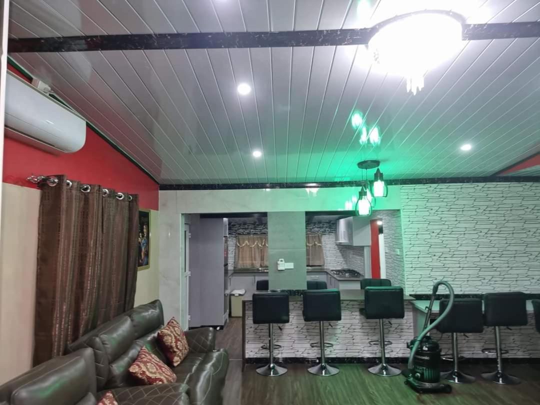 Al - Minhaj Service Apartments Nadi Luaran gambar