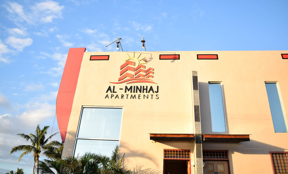 Al - Minhaj Service Apartments Nadi Luaran gambar