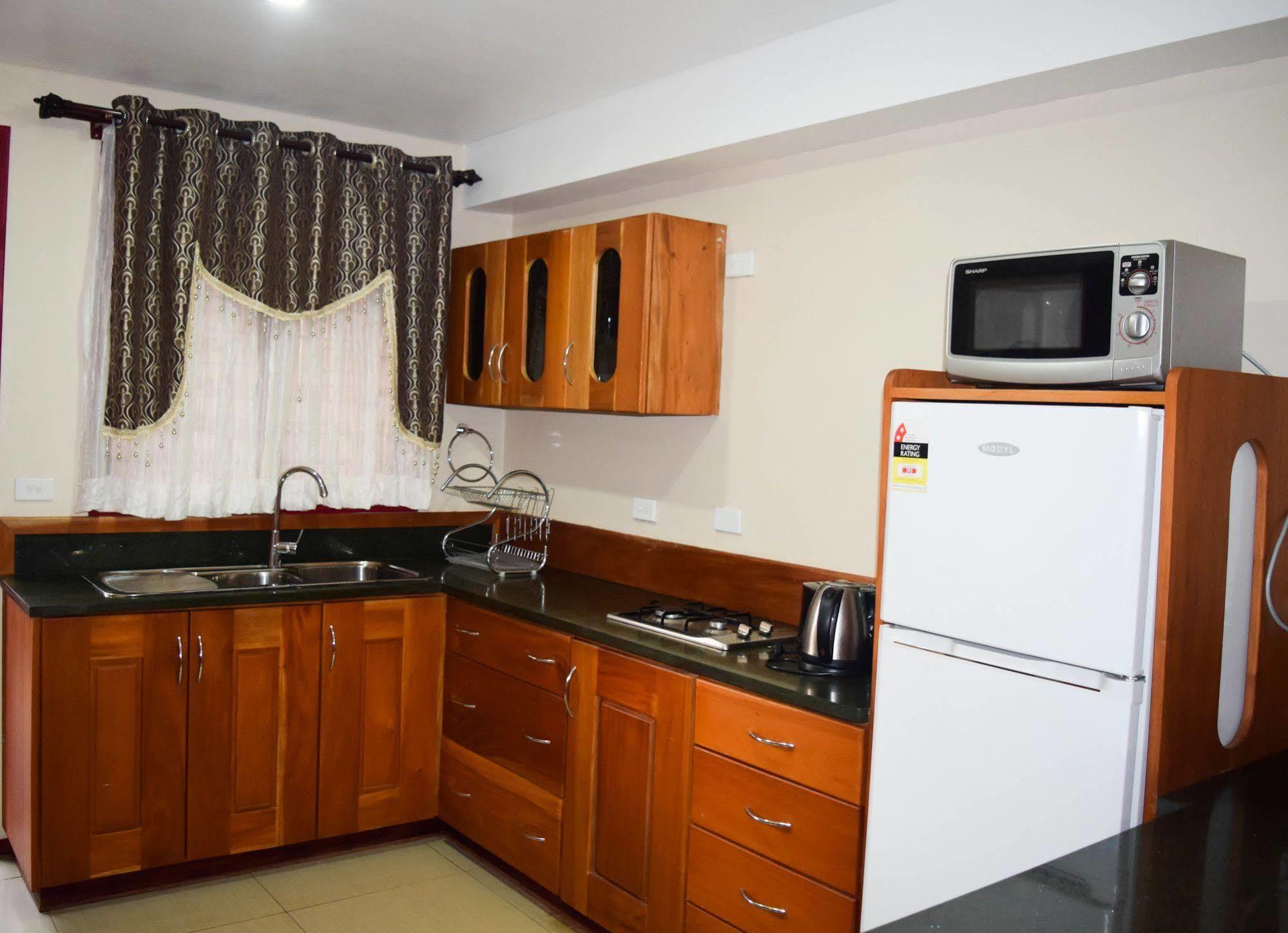 Al - Minhaj Service Apartments Nadi Luaran gambar