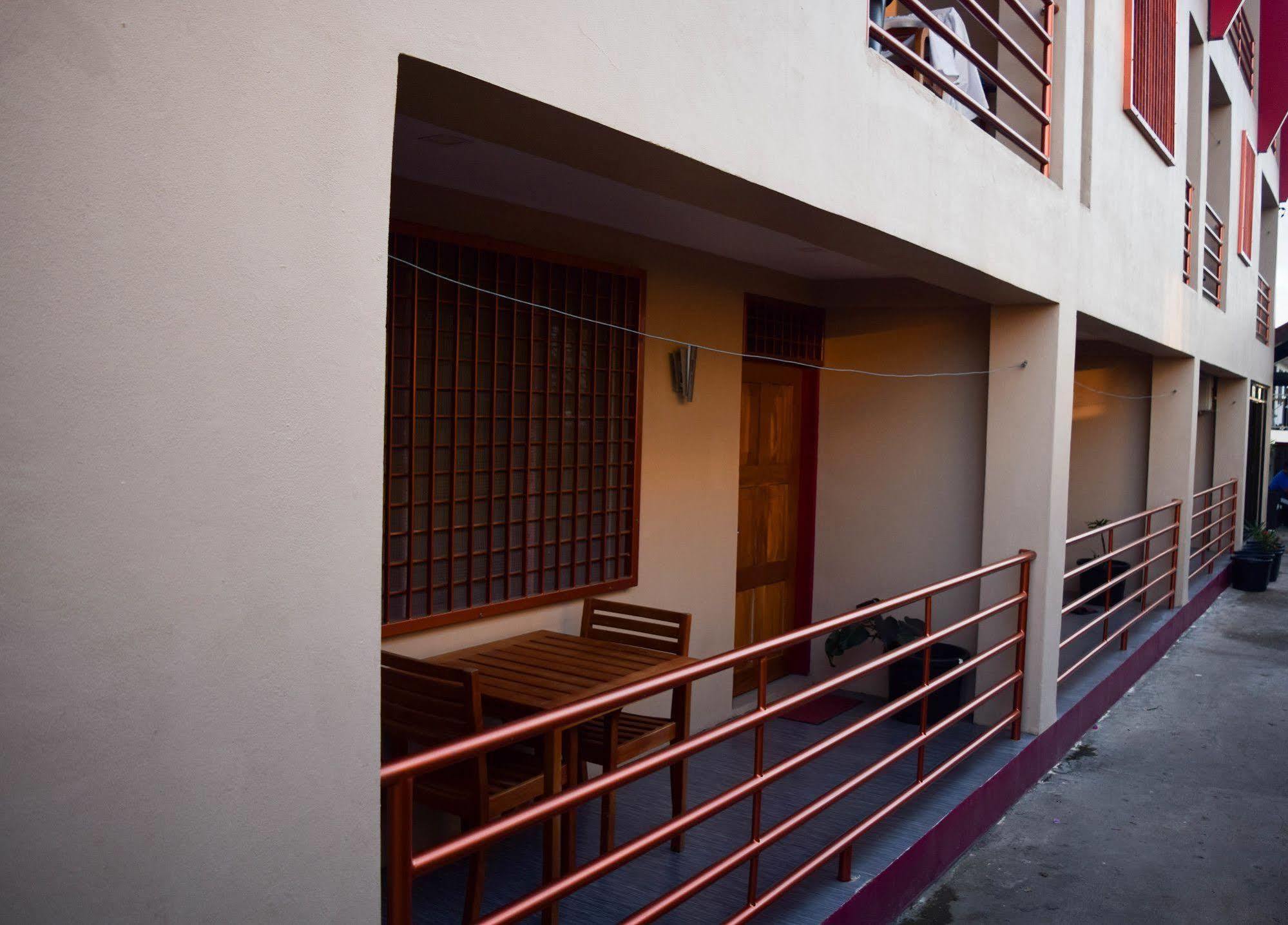 Al - Minhaj Service Apartments Nadi Luaran gambar