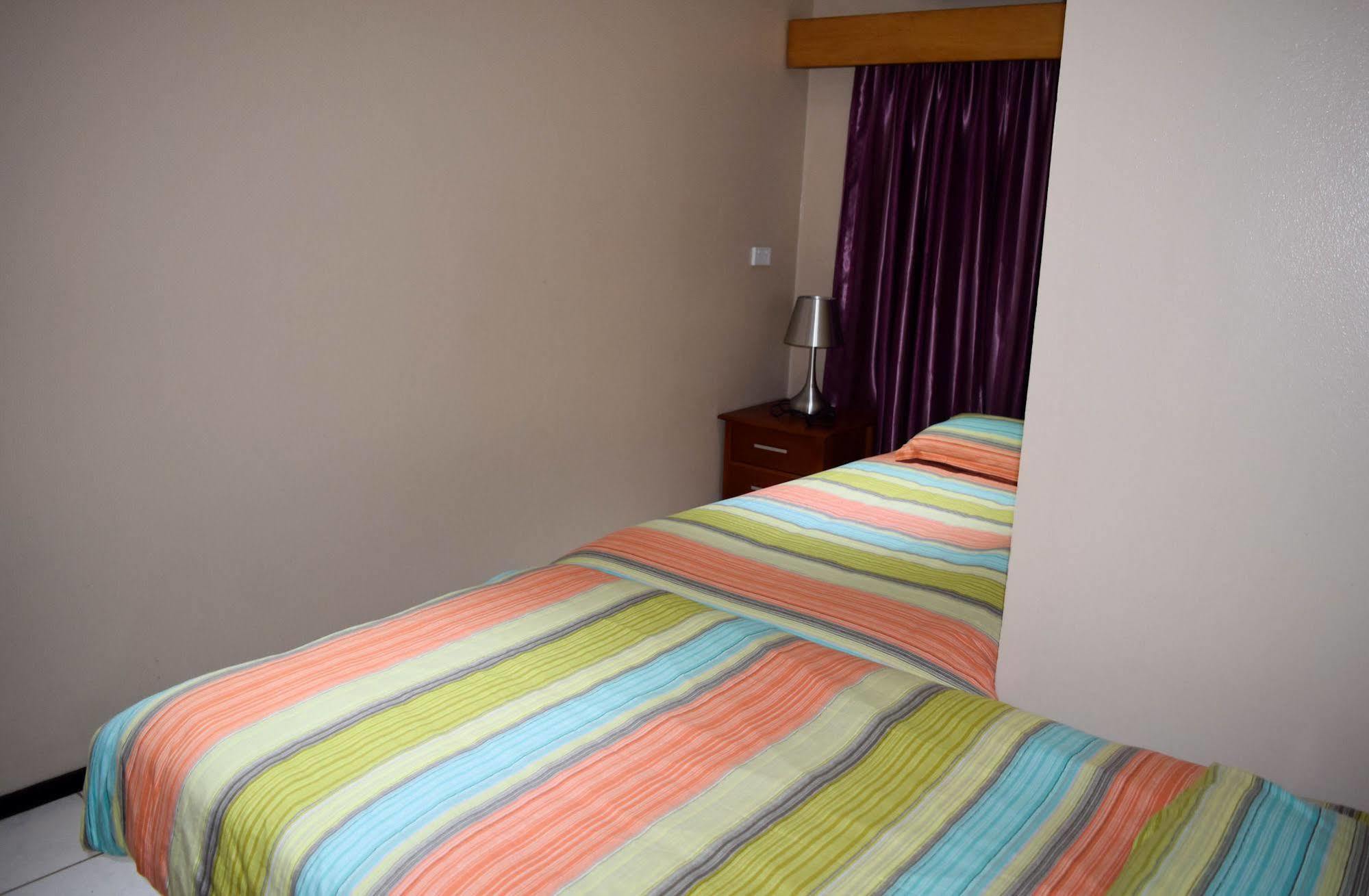 Al - Minhaj Service Apartments Nadi Luaran gambar