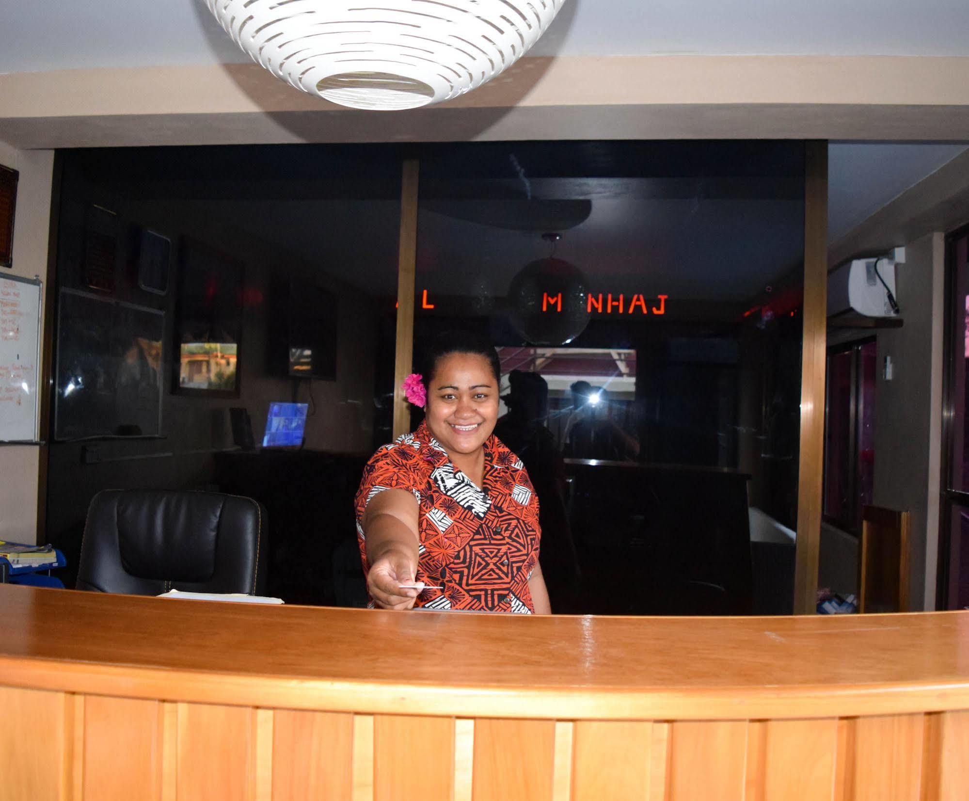 Al - Minhaj Service Apartments Nadi Luaran gambar