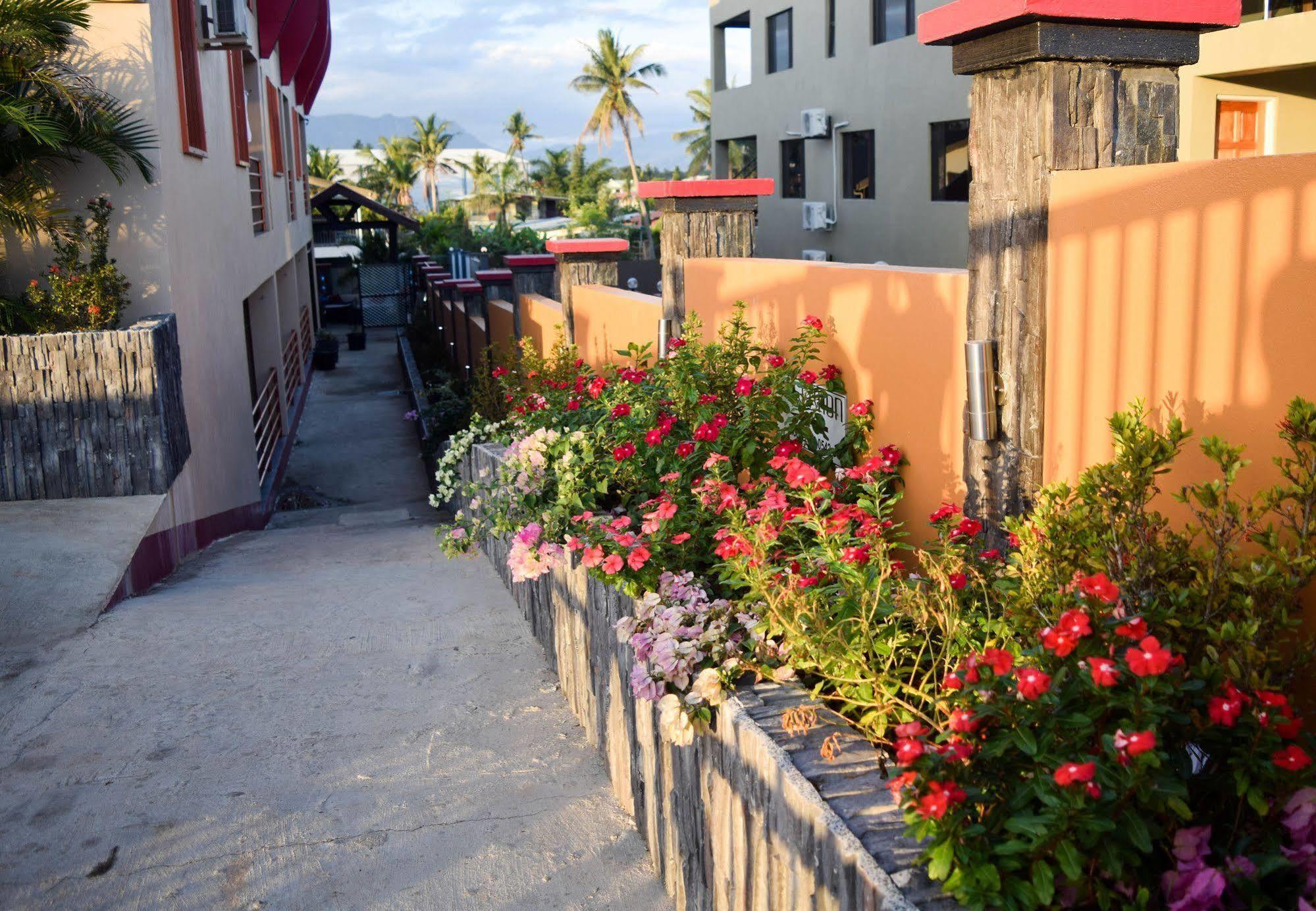 Al - Minhaj Service Apartments Nadi Luaran gambar