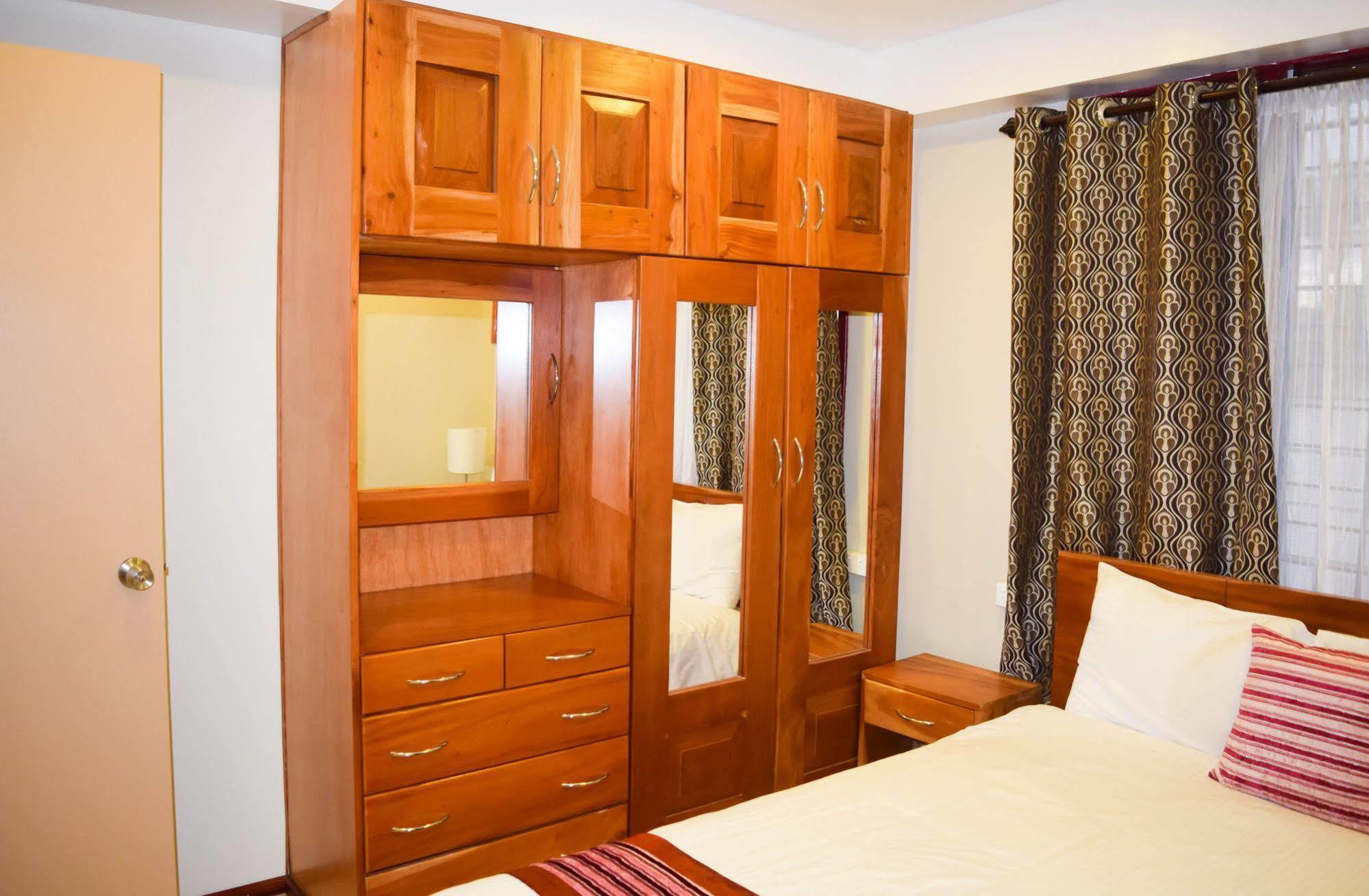Al - Minhaj Service Apartments Nadi Luaran gambar
